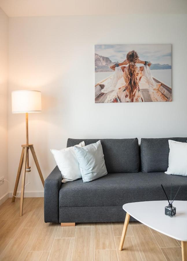 Apartment Metro Targowek Cosy Warsaw